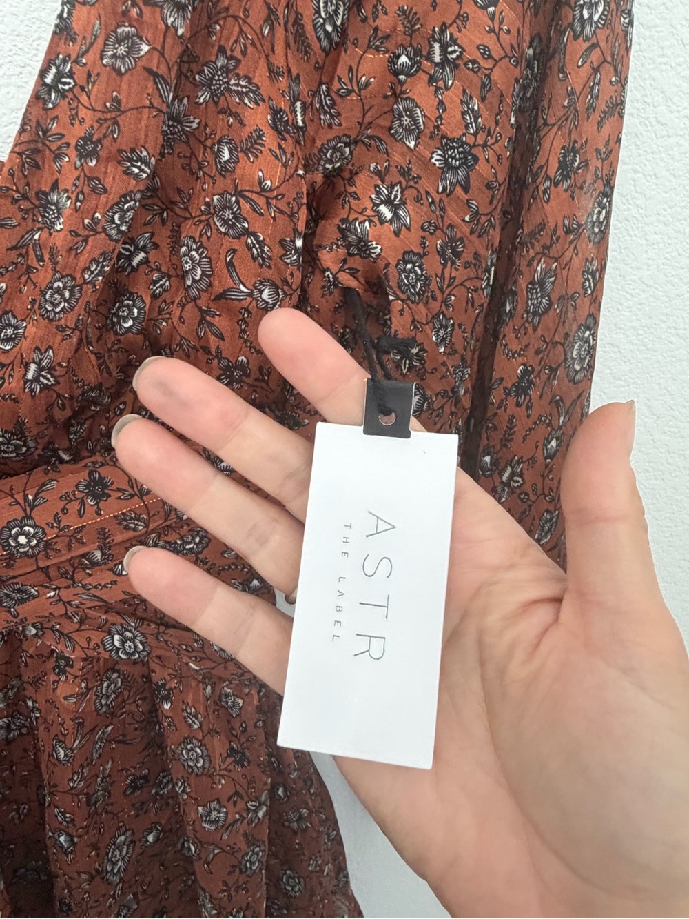 ASTR The Label Anora Copper Black Ditsy Long Sleeve Open Back Maxi Dress Small - Picture 6 of 9